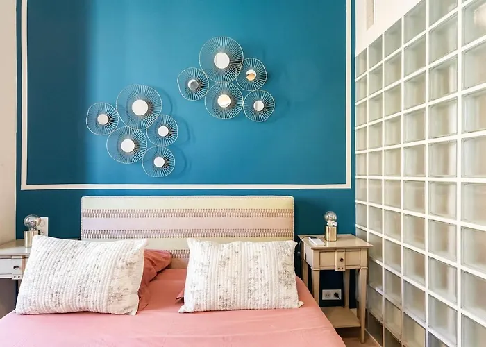 Beautiful Bourgeois Near Palais And Beaches